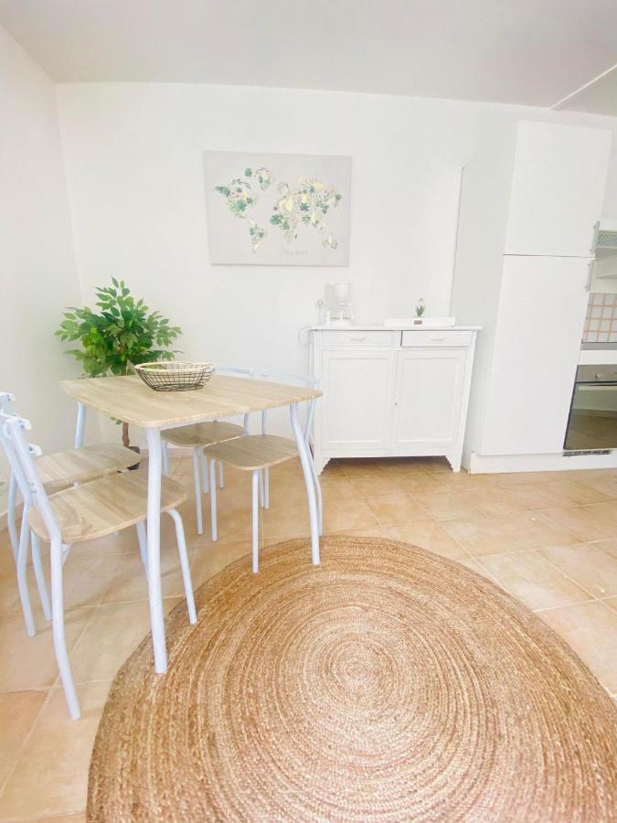 Joli Appartement Proche Cathedrale ล็อง ภายนอก รูปภาพ