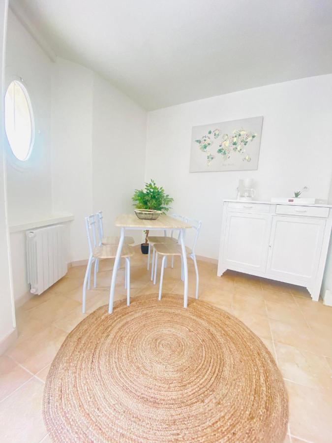 Joli Appartement Proche Cathedrale ล็อง ภายนอก รูปภาพ